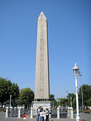 obelisk-theodosius-mesin-kuno